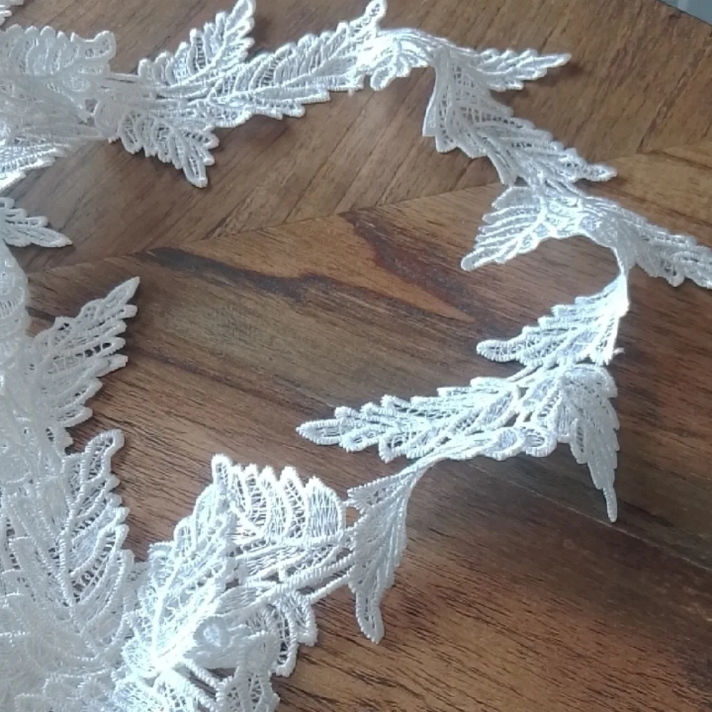 Elegant White Lace Table Runner